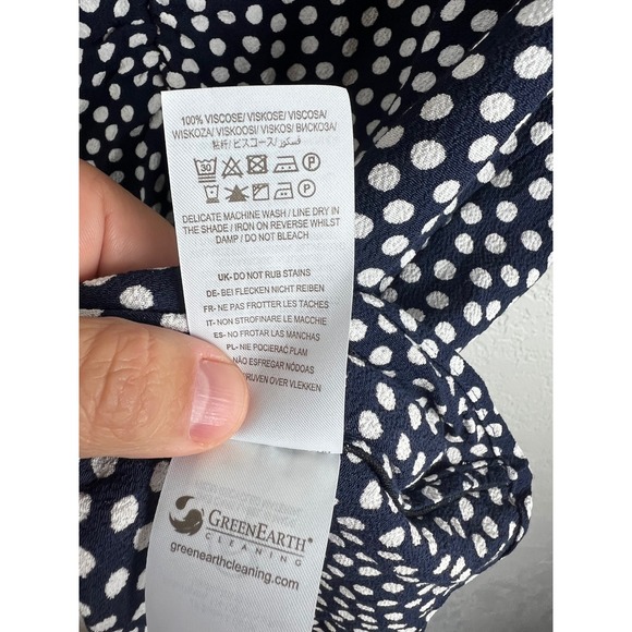 Boden Navy Polka Dot V-Neck Blouse Size 12 Short Sleeve Business Casual - Picture 7 of 11